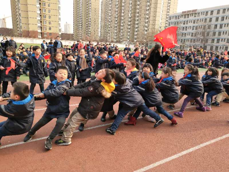 小學部拔河比賽