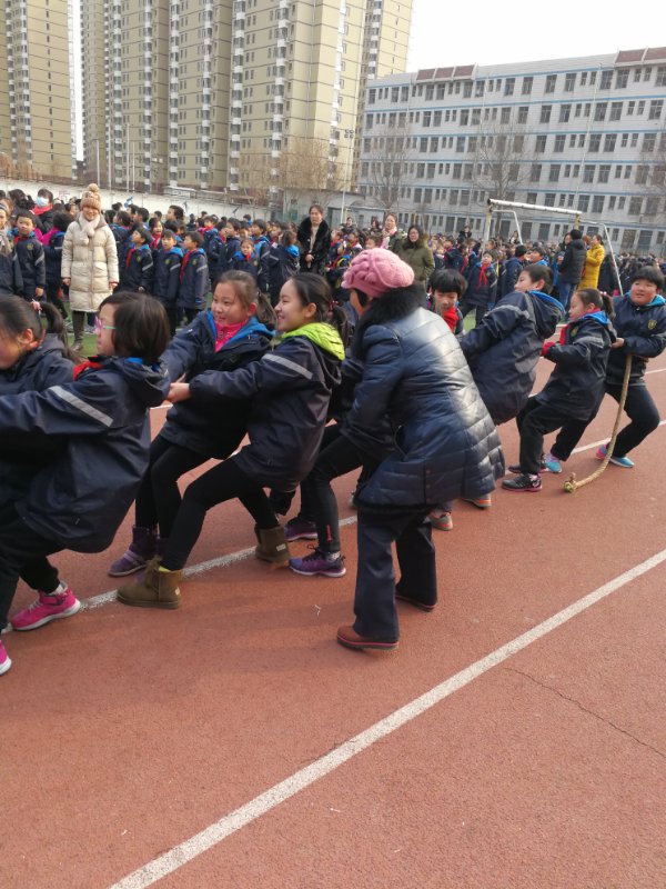 小學部拔河比賽