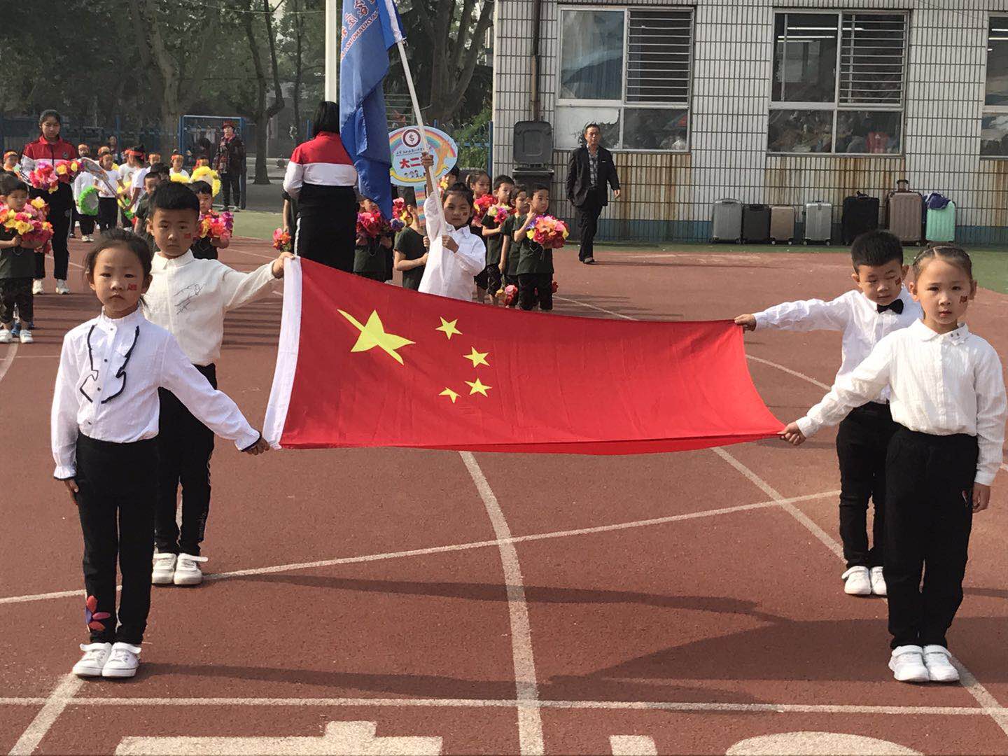 石家莊私立一中一幼“2018年春季親子運動會”活動報道