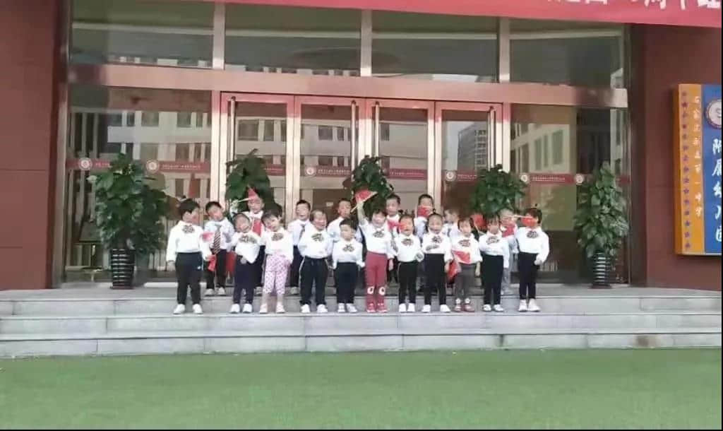 童心向黨 歌唱祖國