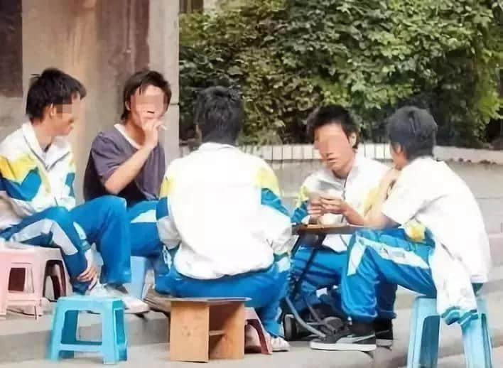 孩子，學(xué)校不是混日子的地方！當(dāng)你想放棄時，請讀讀老師這9句話！