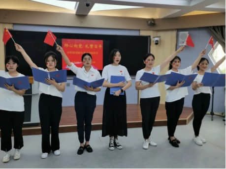 百年征程路 紅旗耀東方-熱烈慶祝中國(guó)共產(chǎn)黨成立100周年 | 石家莊私立第一中學(xué)教育集團(tuán)