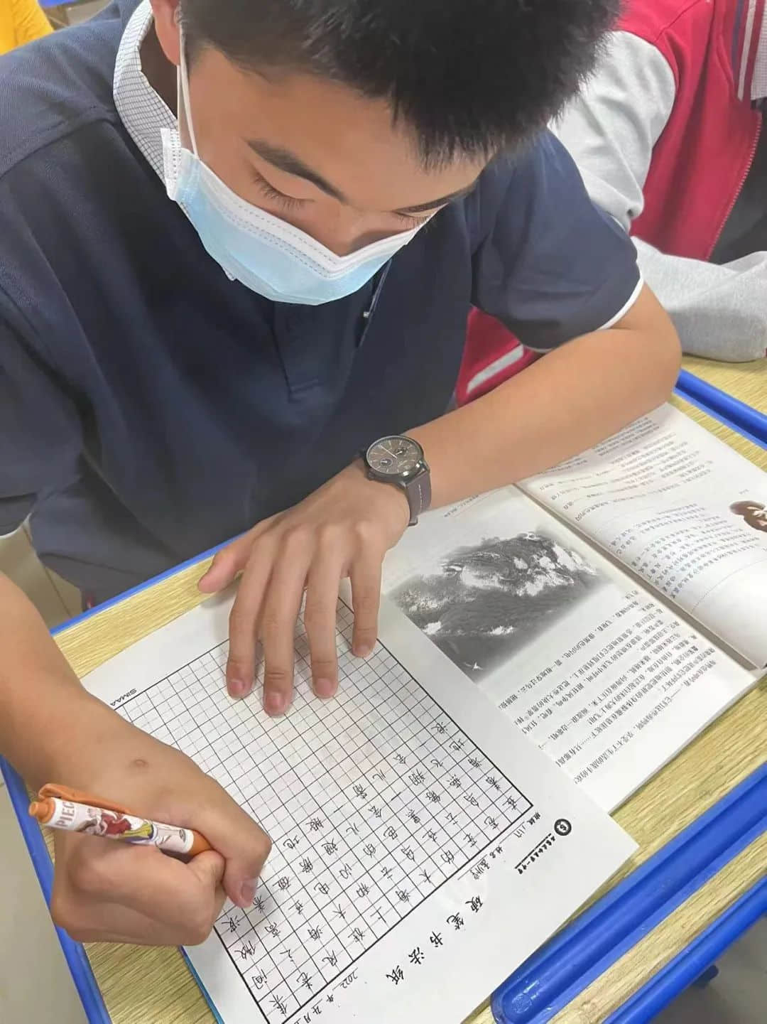 筆尖生花 墨韻飄香丨私立一中初二年級(jí)學(xué)生書(shū)法比賽活動(dòng)