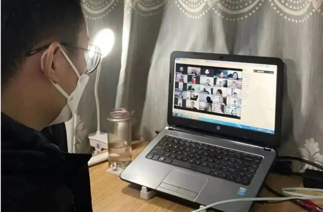 戮力同心聚云端 奮楫篤行向未來(lái)丨私立一中云端教育教學(xué)工作再部署專題會(huì)
