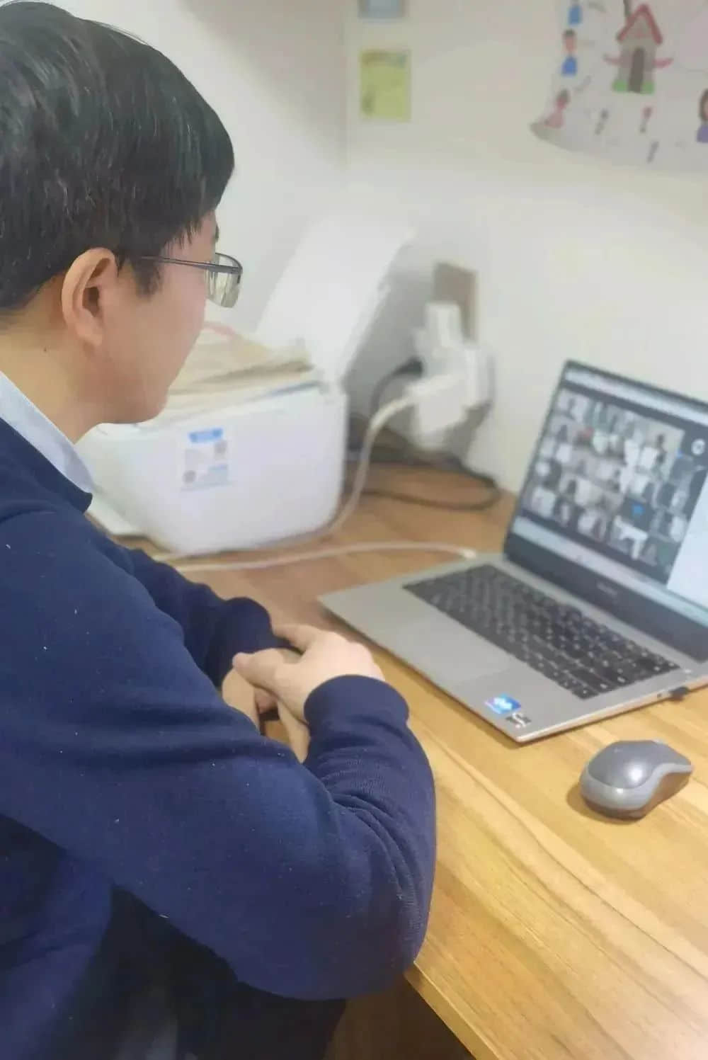 戮力同心聚云端 奮楫篤行向未來(lái)丨私立一中云端教育教學(xué)工作再部署專題會(huì)