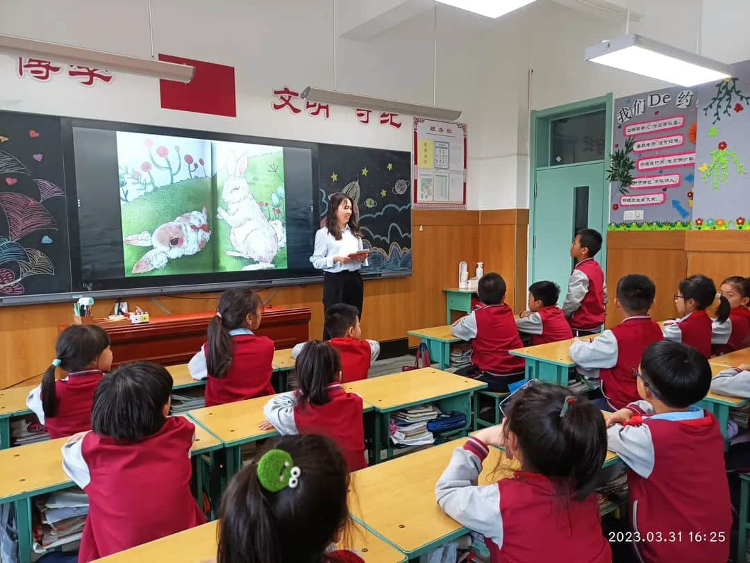 【立小?閱讀嘉年華】繪本爸媽進(jìn)課堂 家園共育促成長｜石家莊私立一中附屬小學(xué)第二屆讀書節(jié)系列活動(dòng)