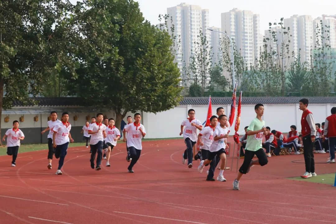 熱血燃青春 少年正風(fēng)華丨石家莊私立第一中學(xué)2023年秋季運動會圓滿舉行