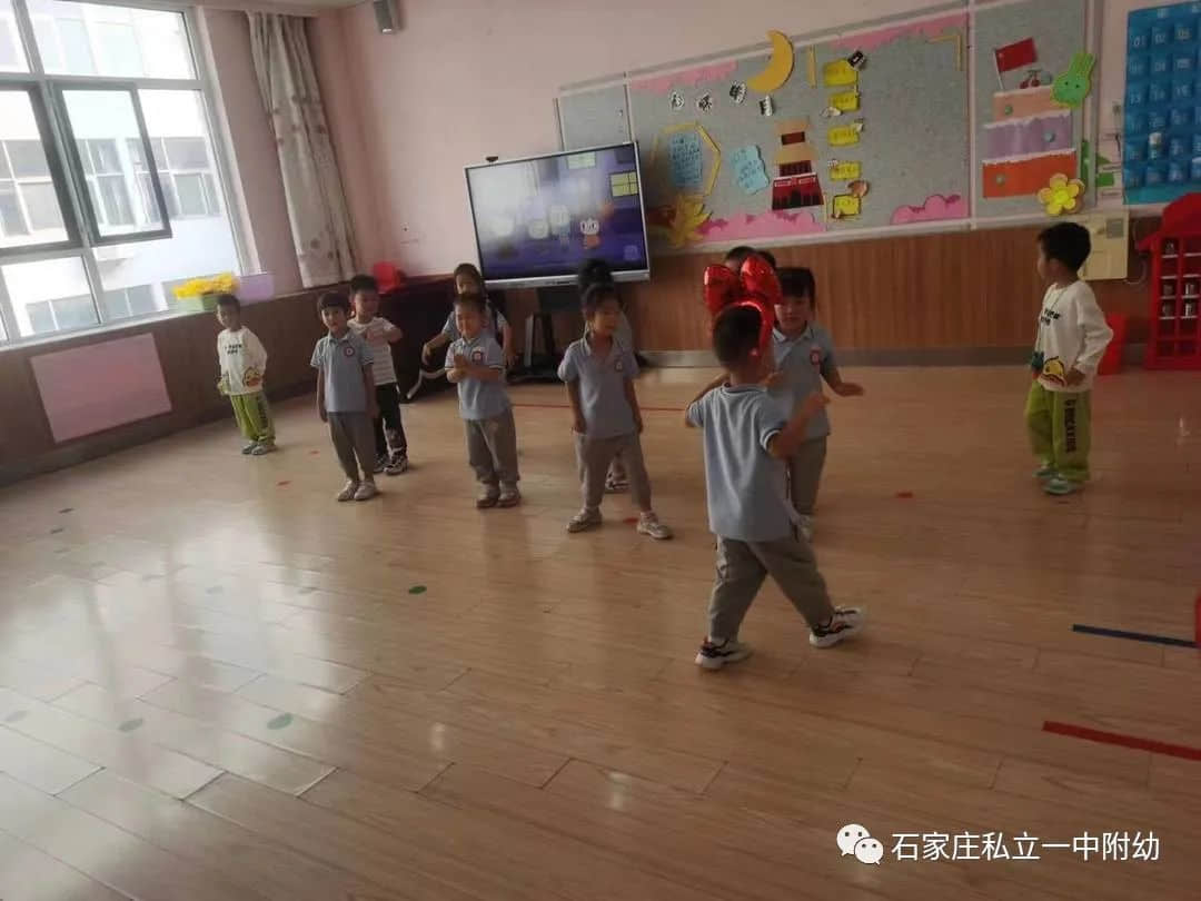 半日陪伴 見證成長(zhǎng)—石家莊私立第一中學(xué)幼兒園家長(zhǎng)開放日活動(dòng)