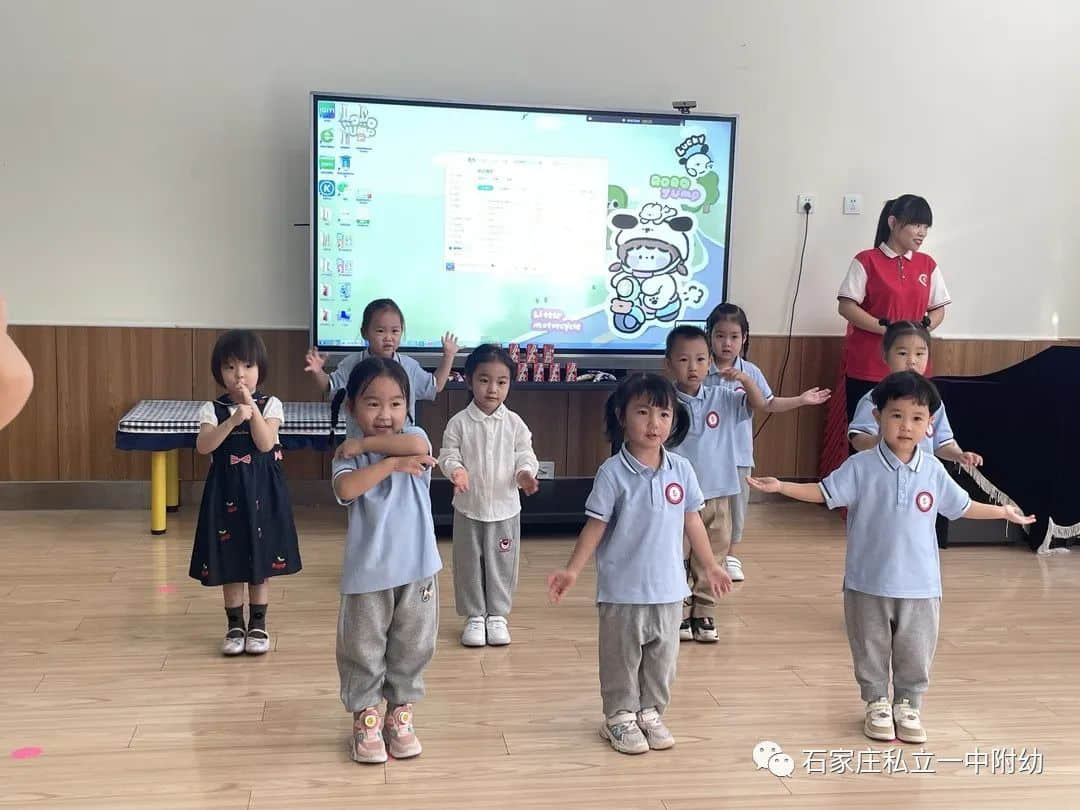 半日陪伴 見證成長(zhǎng)—石家莊私立第一中學(xué)幼兒園家長(zhǎng)開放日活動(dòng)