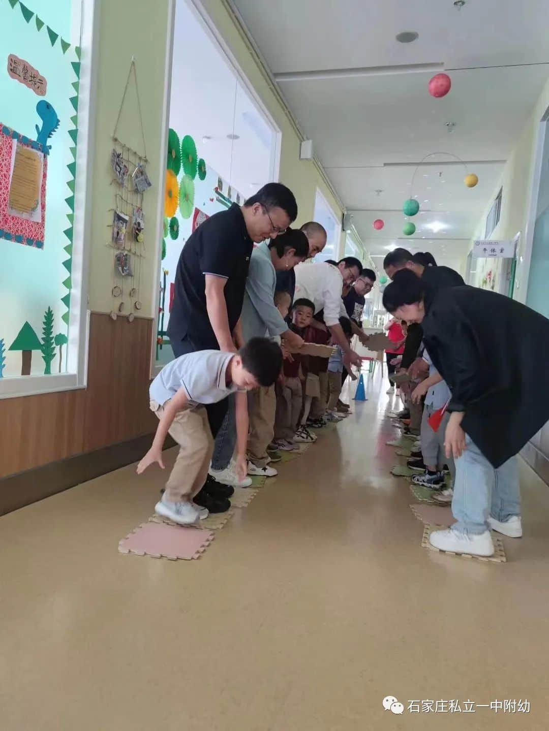 半日陪伴 見證成長(zhǎng)—石家莊私立第一中學(xué)幼兒園家長(zhǎng)開放日活動(dòng)