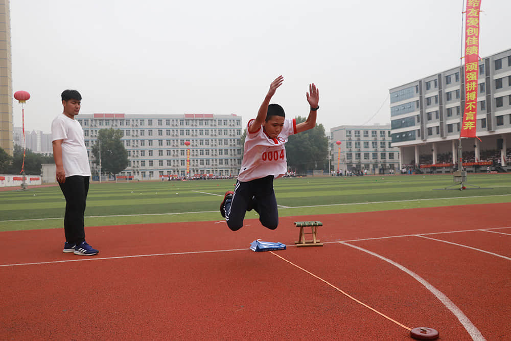 熱血燃青春 少年正風(fēng)華丨石家莊私立第一中學(xué)2023年秋季運動會圓滿舉行