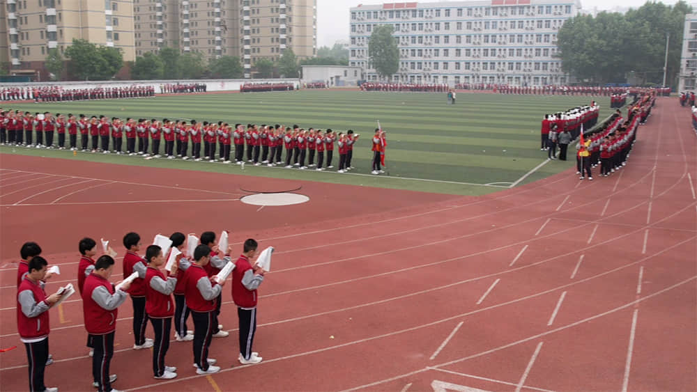 用激情迎接晨光 以書聲追逐夢想丨高一年級(jí)激情早讀震撼來襲！