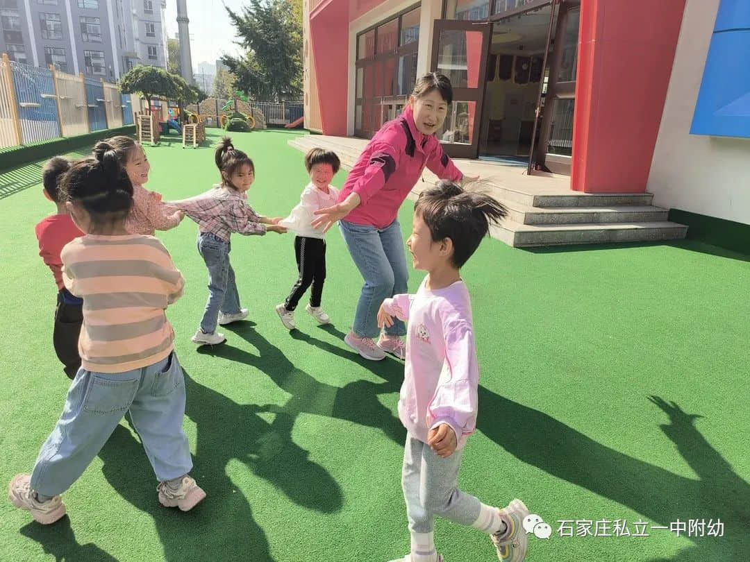 【幼之育】愛滿重陽(yáng) 孝潤(rùn)童心——石家莊私立第一中學(xué)幼兒園