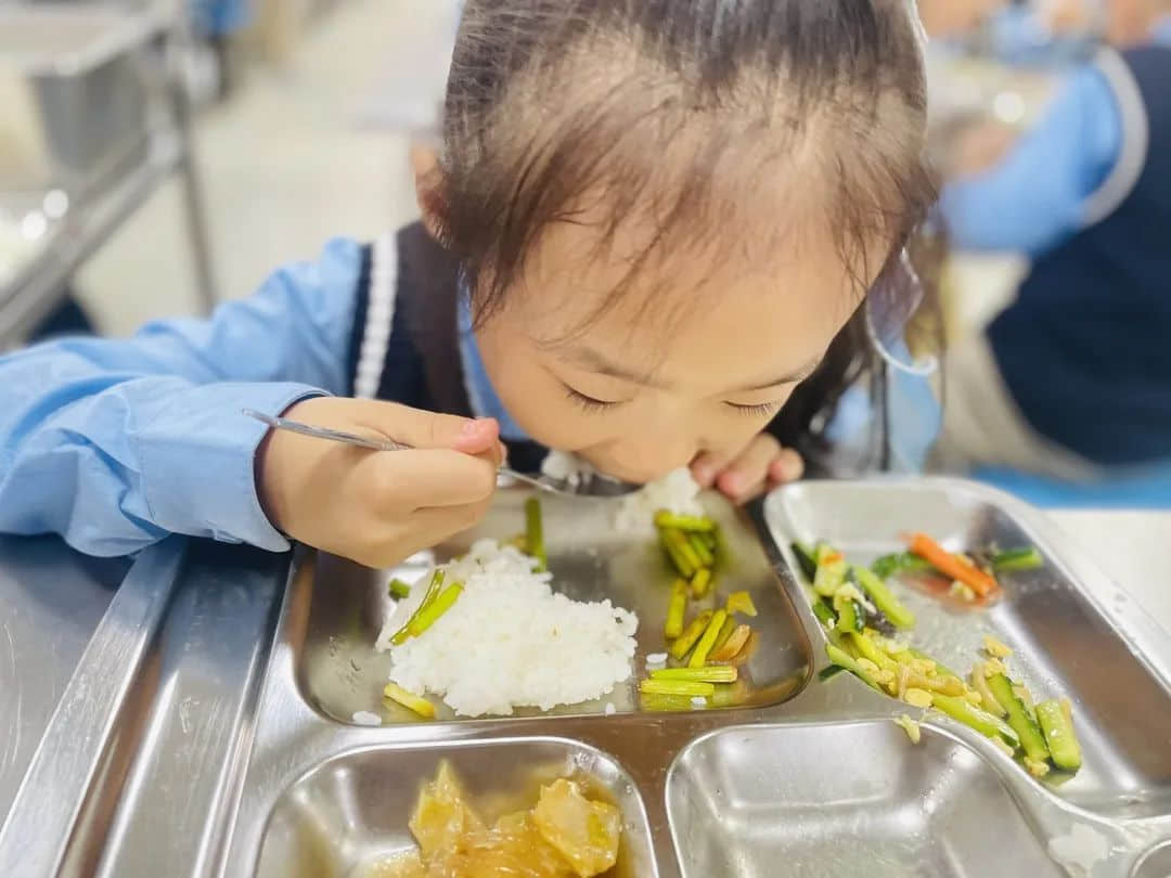 【預(yù)食光】營(yíng)養(yǎng)膳食，美好食光——石家莊私立一中附小預(yù)科部日常美餐記