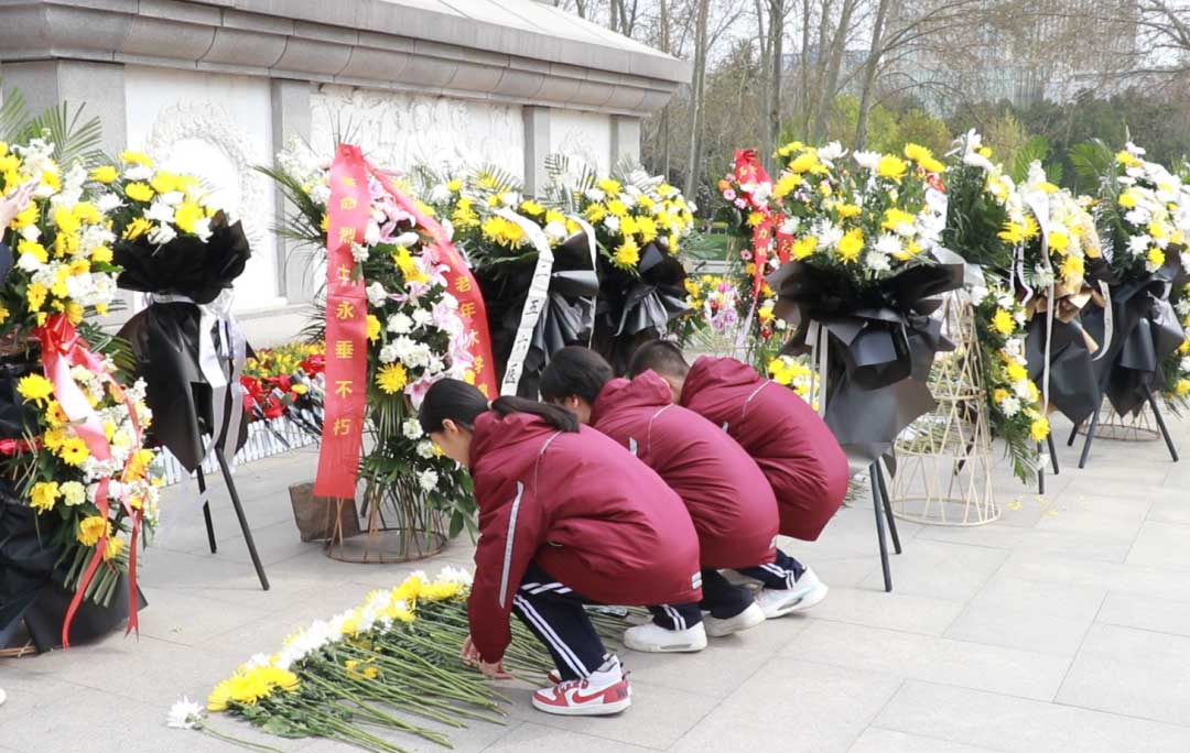 清明祭英烈 吾輩當(dāng)自強(qiáng)丨向英雄致敬！