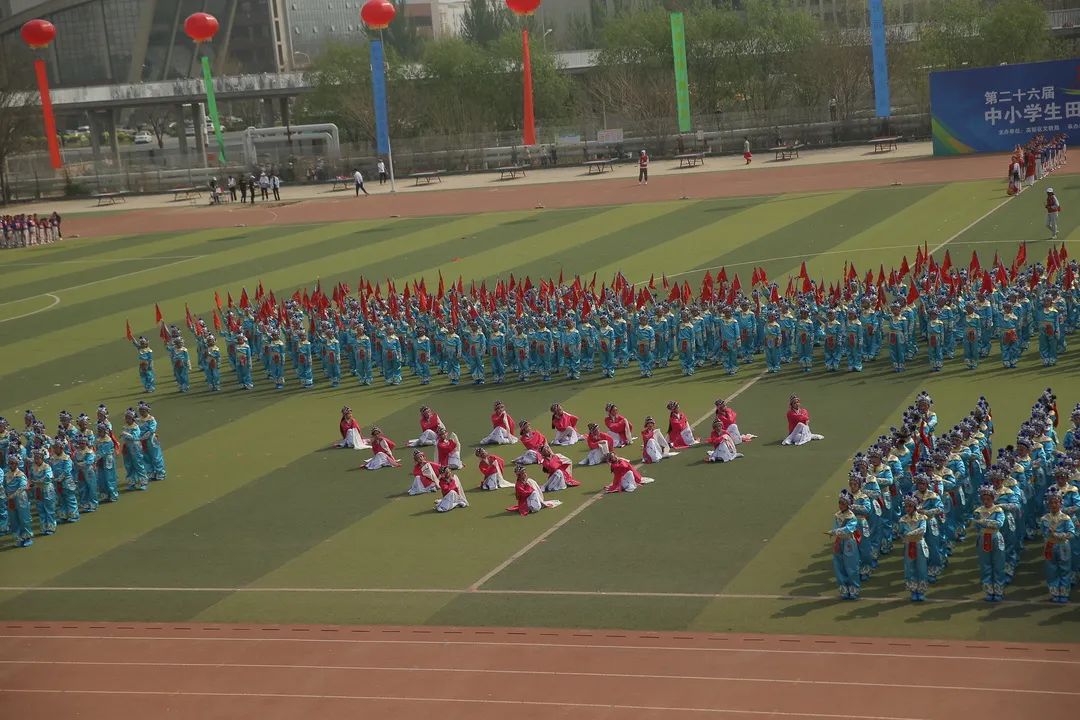 【立小?五立德育】藝起舞動 國韻生香︱高新區(qū)運(yùn)動會立小大型戲曲操紀(jì)實(shí)