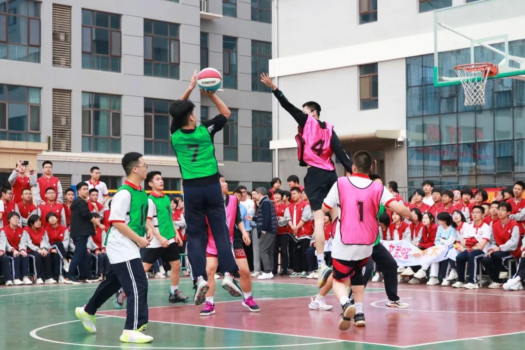 火紅青春 迎“籃”而上 丨石家莊私立第一中學(xué)第二屆“輝煌杯”籃球藝術(shù)節(jié)圓滿舉行