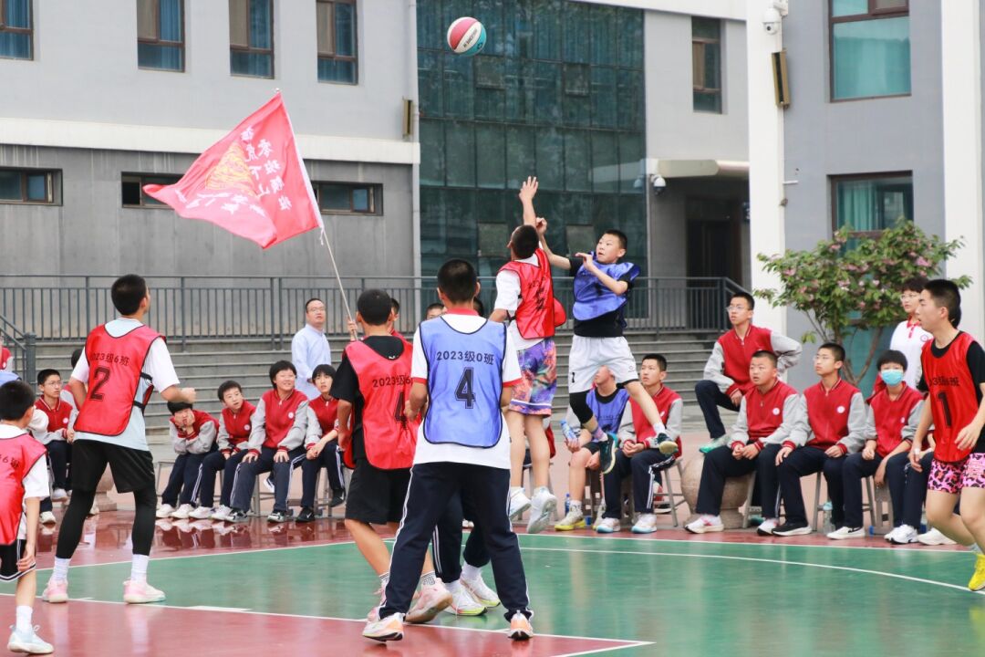 火紅青春 迎“籃”而上 丨石家莊私立第一中學(xué)第二屆“輝煌杯”籃球藝術(shù)節(jié)圓滿舉行