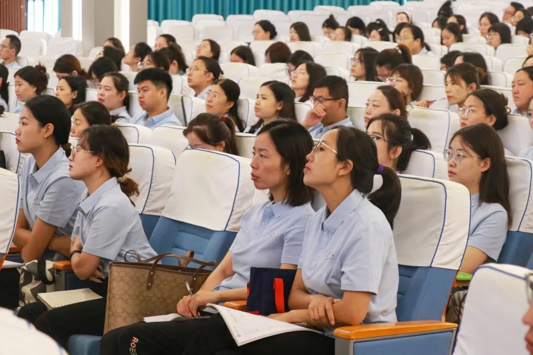 華章溢彩憶往昔 錦繡鋪陳向未來丨石家莊私立第一中學教育集團新學年全體教師大會